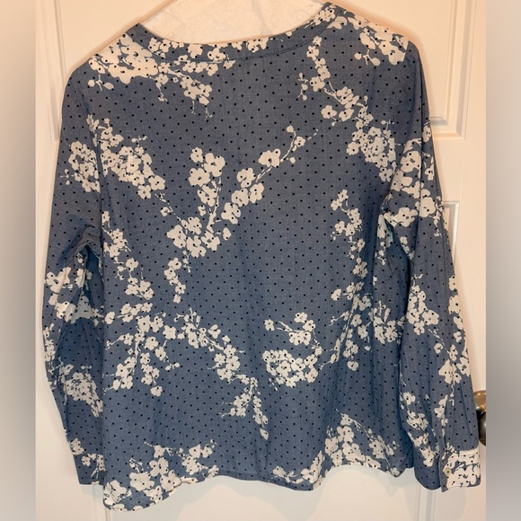 Talbots Petite Medium Blue and White Popover Top Tunic Shirt Lightweight Resort - Picture 6 of 9